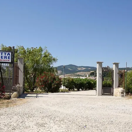 Konukevi Colle D'elce